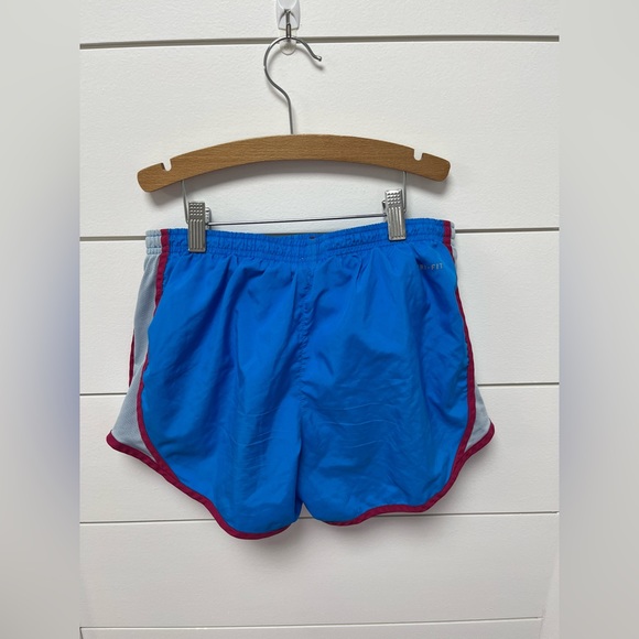 Nike dri fit shorts size L - Picture 2 of 3